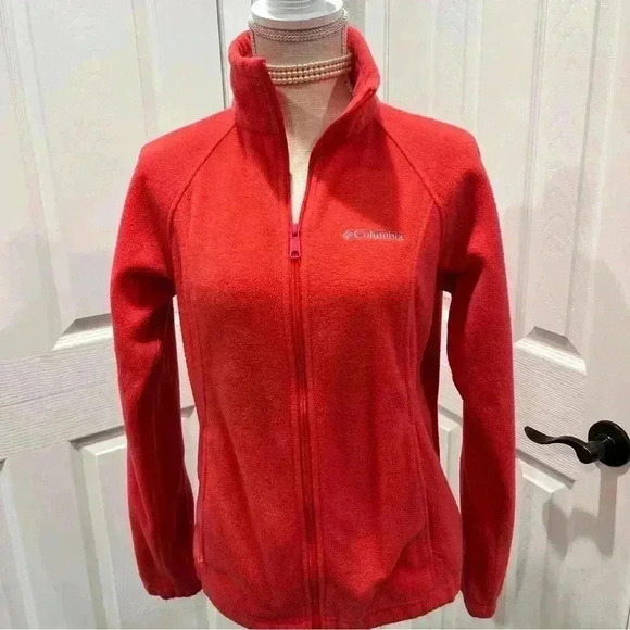 Columbia Jackets & Blazers - Columbia pink Pullover Fleece zip front with pockets